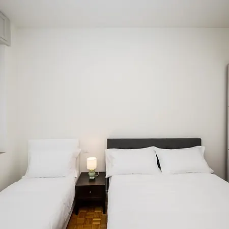 Airguest Pianella ميلان