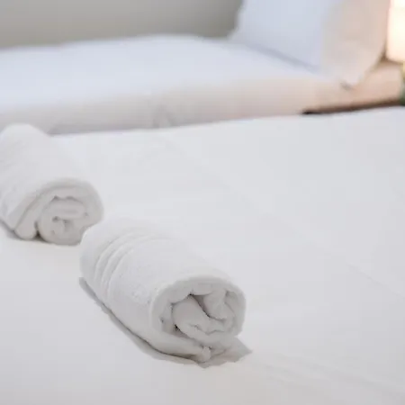 Airguest Pianella بيت ضيافة *