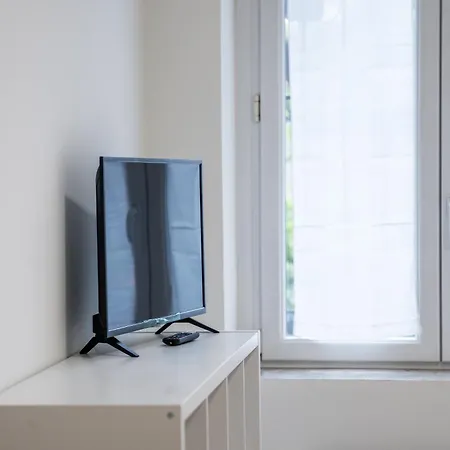 Airguest Pianella بيت ضيافة *