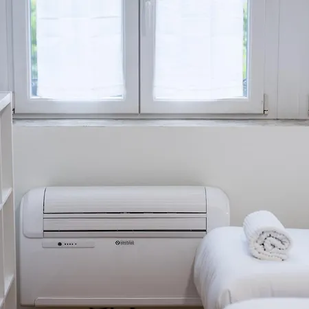 Airguest Pianella بيت ضيافة ميلان